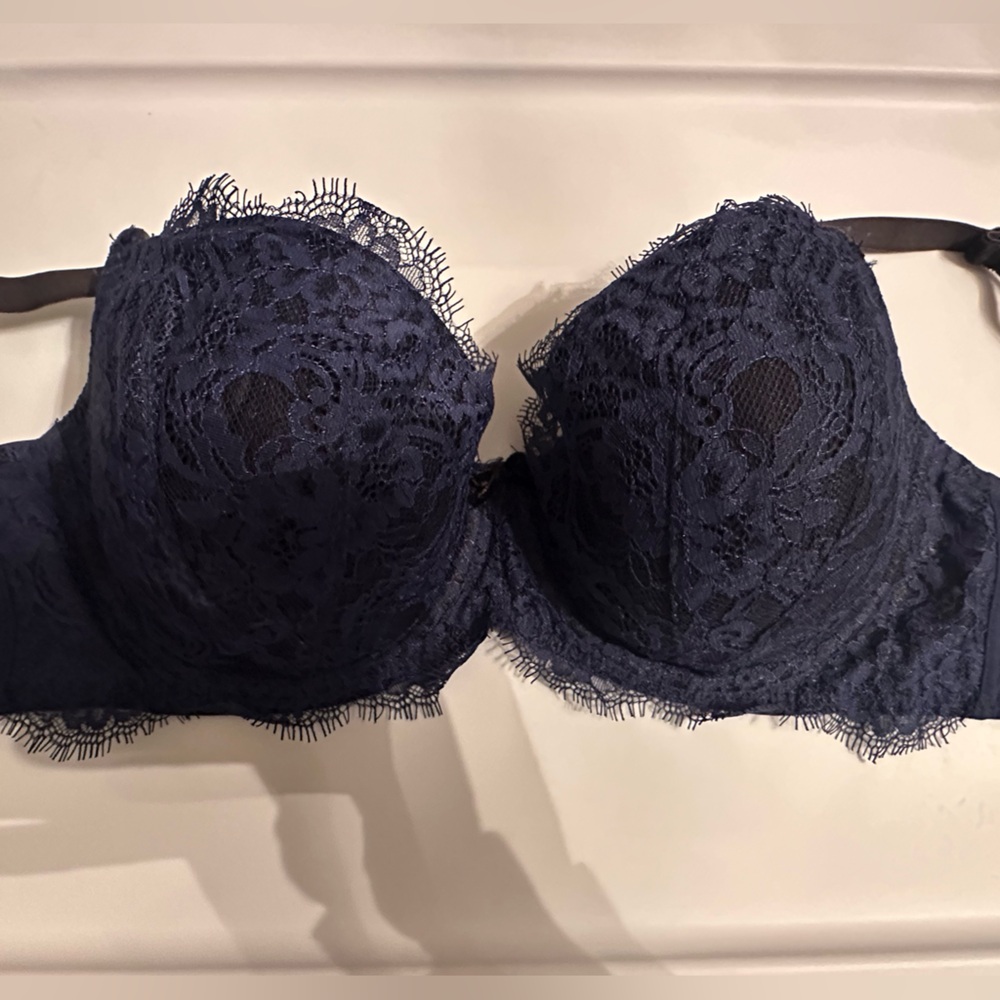 Victoria secret Lighty lined Demi dream angels